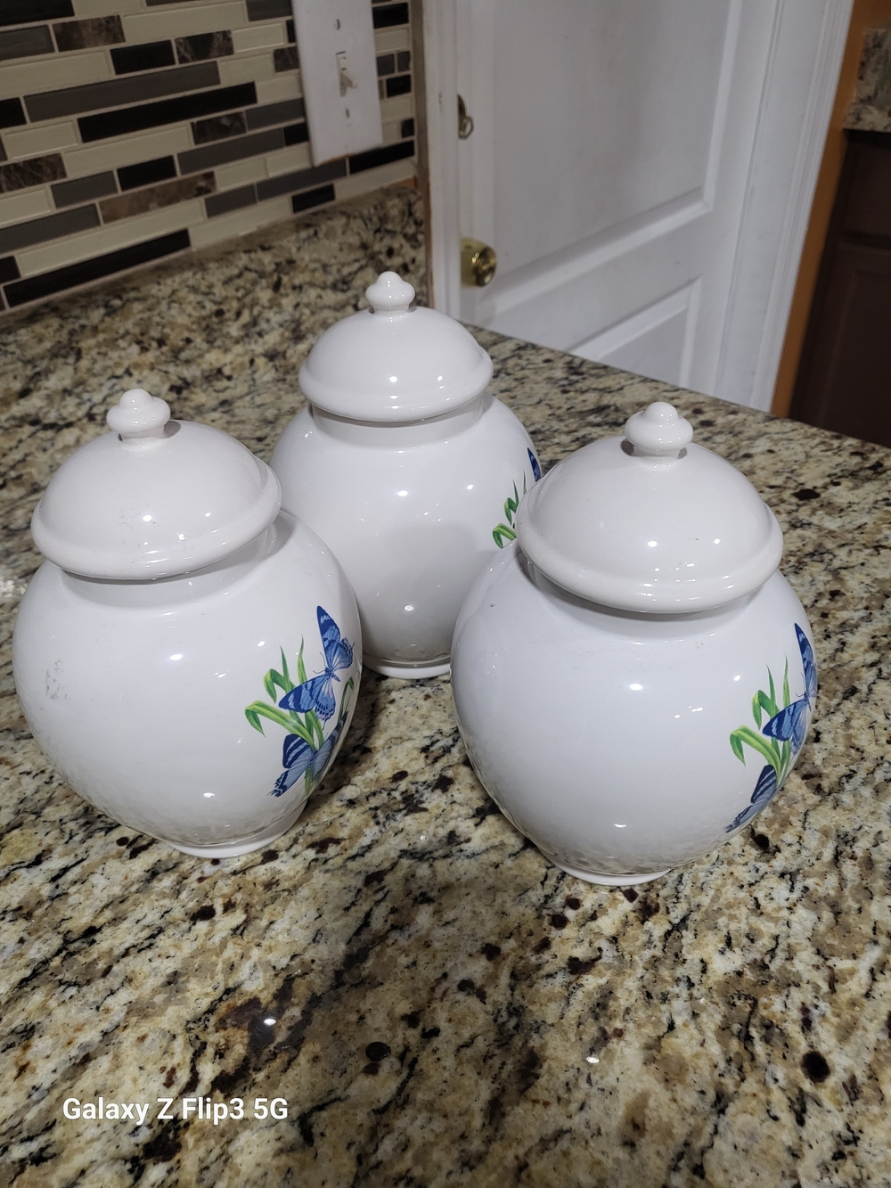 Vintage FTD Ceramic Ginger Jar with Lid – Blue Butterfly Motif Set Of 3 - Picture 6 of 14